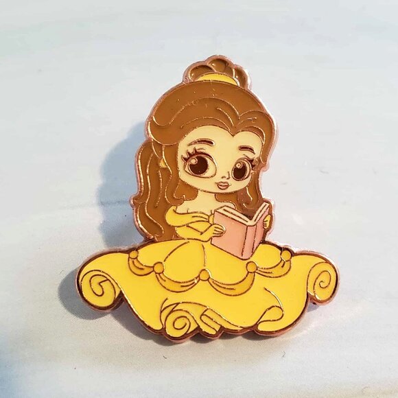 Disney x Loungefly Belle Pin - Picture 1 of 1